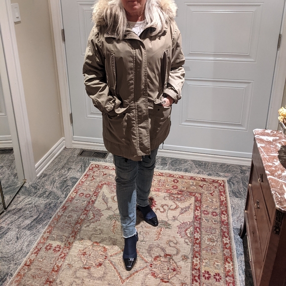 COACH Jacket - Picture 3 of 9